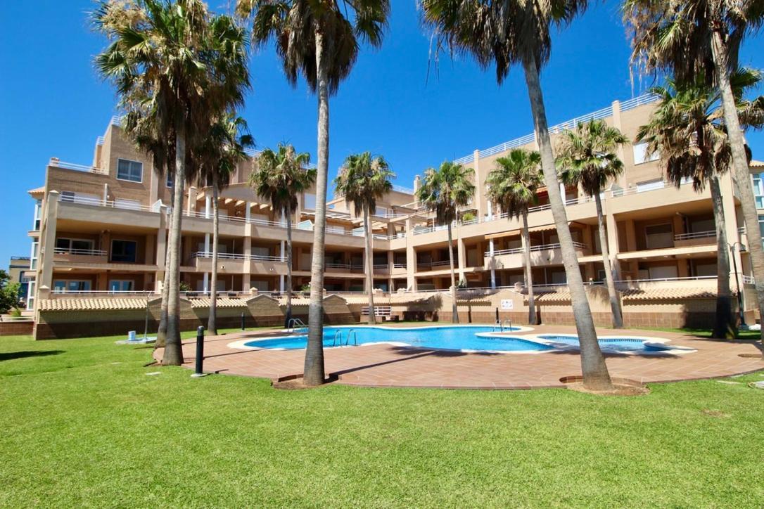 Atico Frontal Al Mar Con Piscina Privada By Homeprive Dénia Eksteriør billede