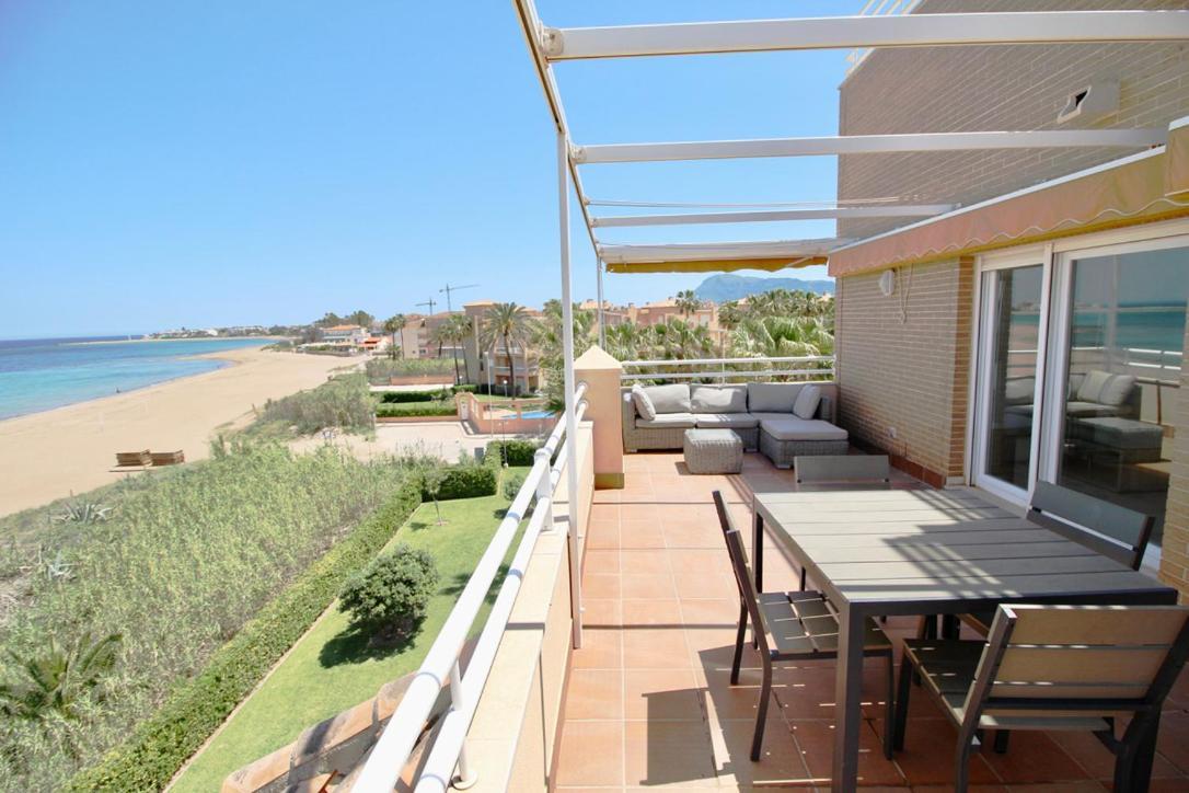 Atico Frontal Al Mar Con Piscina Privada By Homeprive Dénia Eksteriør billede