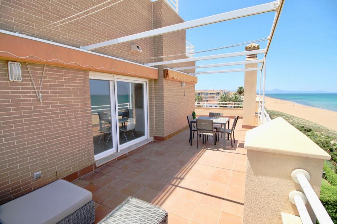Atico Frontal Al Mar Con Piscina Privada By Homeprive Dénia Eksteriør billede