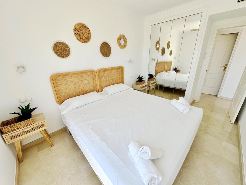 Atico Frontal Al Mar Con Piscina Privada By Homeprive Dénia Eksteriør billede